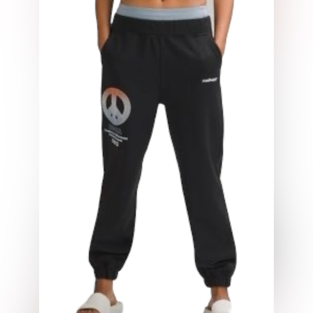 🆕 MADHAPPY X LULULEMON | RELAXED HIGH-RISE JOGGERS | BLACK | SIZE:6 - Picture 2 of 6